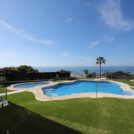 Apartment Banana Primera Linea De Playa Marbella