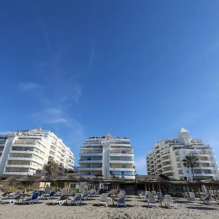 Banana Primera Linea De Playa Apartment Marbella